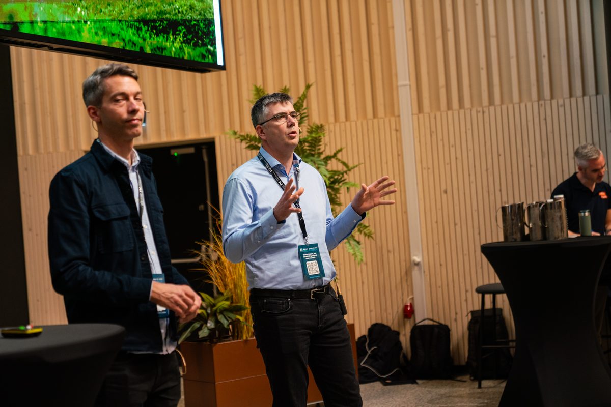 Stian Ruud og Einar Jarbo på scenen
